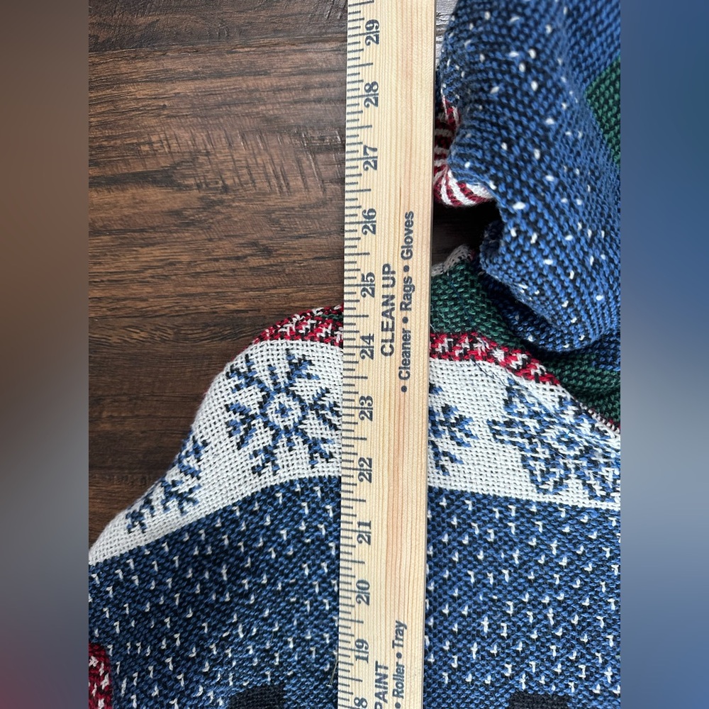 HANDMADE Snowman Snow flakes mittens red blue tapestry Hoodie by me, did my best - Picture 14 of 17
